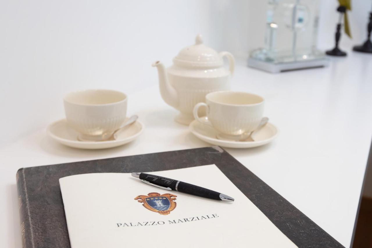 Palazzo Marziale Hotel Соренто Екстериор снимка